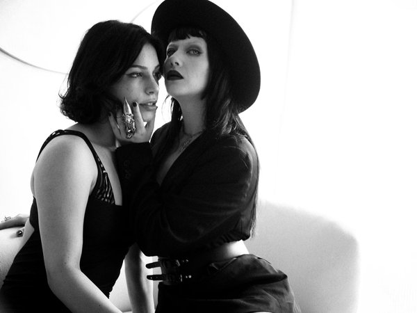 What are the essential steps to making a traditional spotted dick?